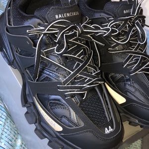 Balenciaga Track (Black)